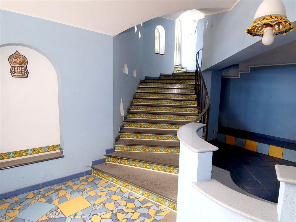 Oasi Azzurra Aparthotel Messina Ngoại thất bức ảnh