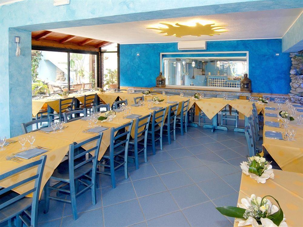 Oasi Azzurra Aparthotel Messina Ngoại thất bức ảnh
