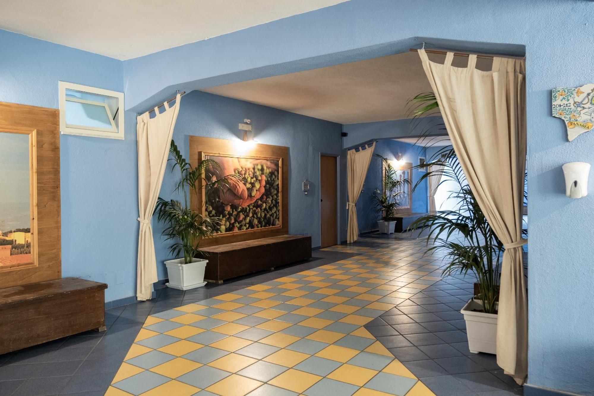 Oasi Azzurra Aparthotel Messina Ngoại thất bức ảnh